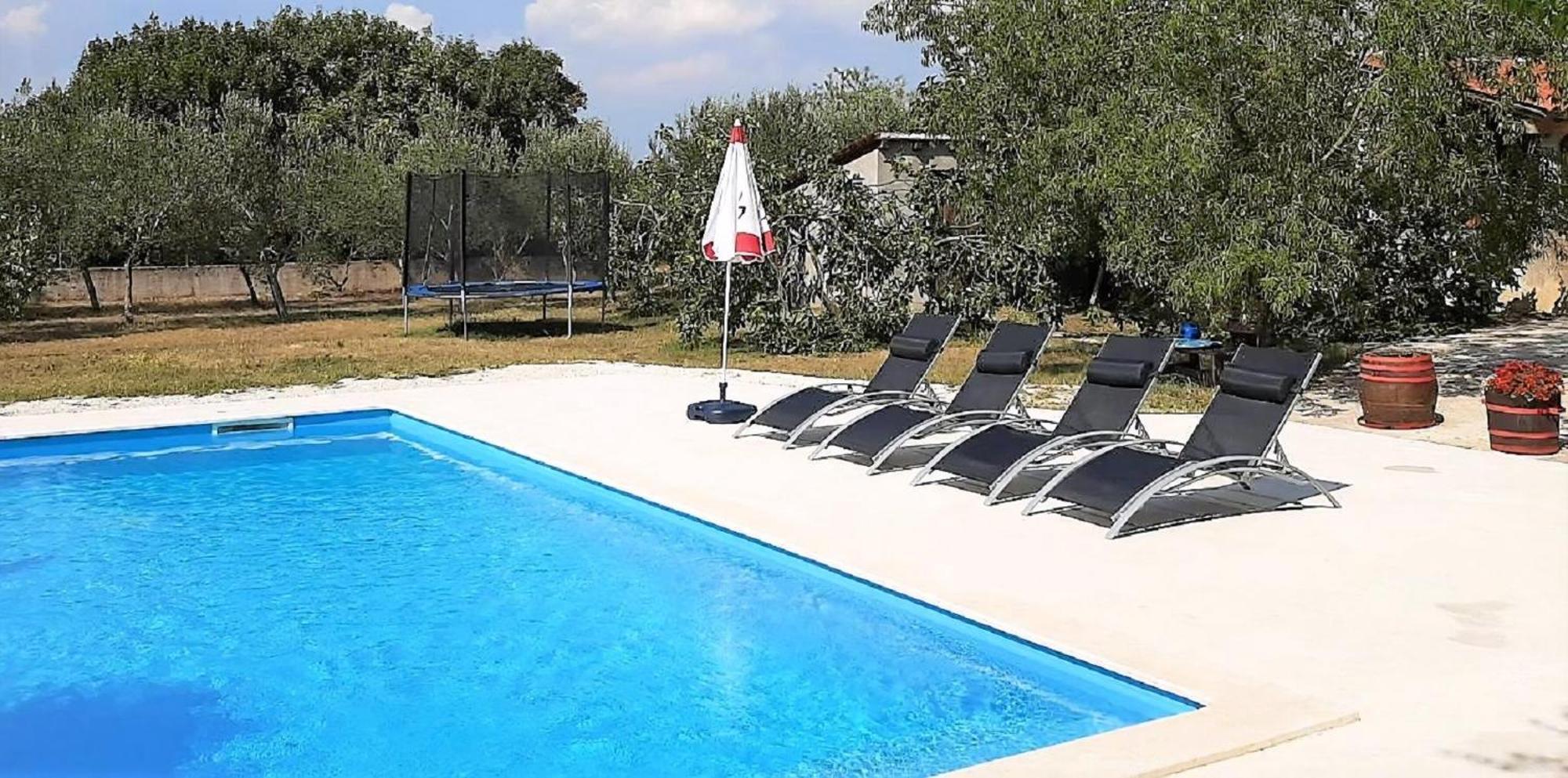 Ferienhaus Aqua Mit Pool Jadreski Ngoại thất bức ảnh