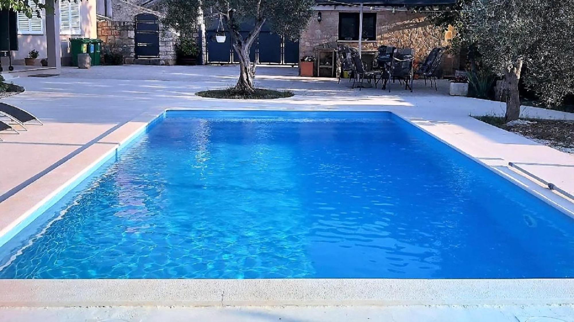 Ferienhaus Aqua Mit Pool Jadreski Ngoại thất bức ảnh