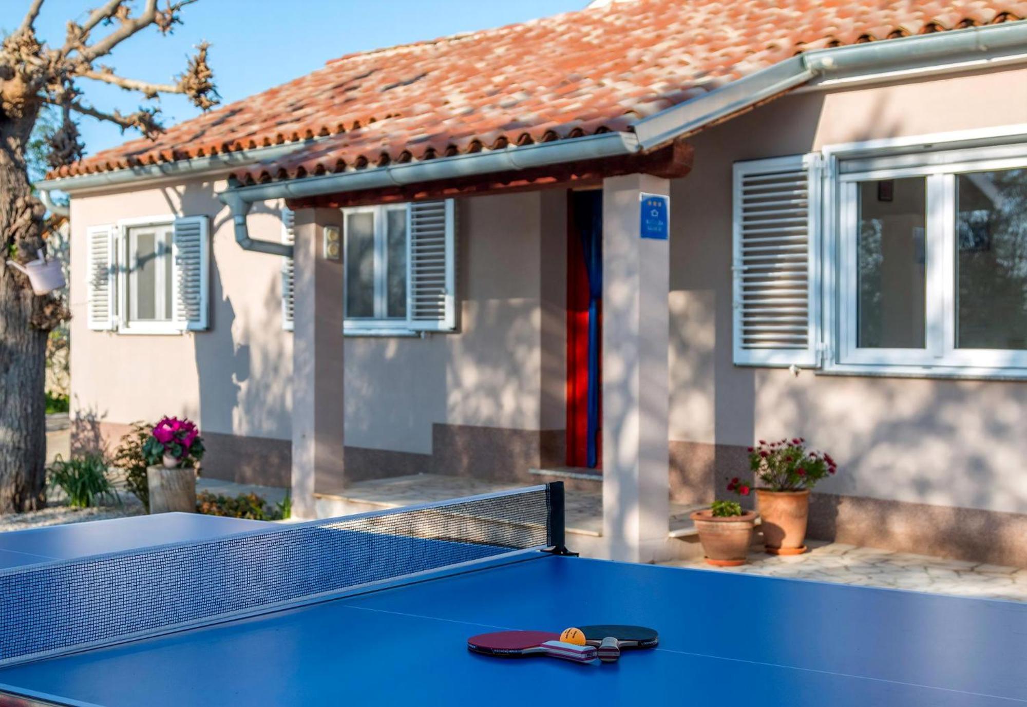 Ferienhaus Aqua Mit Pool Jadreski Ngoại thất bức ảnh